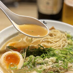 麺や佑 - スープ