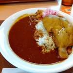 すき家 - 料理写真:ほろほろチキンカレー 大盛り（820円）