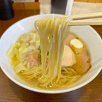 六花 - 中細ストレート麺