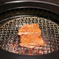 焼肉 牛印 新宿店 - 黒タン　厚切り