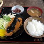 小島食堂 - ミソカツ定食（A定食）800円