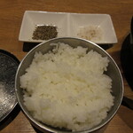 Tejikaen - サービスのご飯