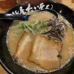 麺屋 たいそん 博多駅前創業店 - 濃厚豚骨ラーメン700円