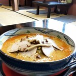 らーめん家 コトブキ - ゴマちゃーしゅーめん大盛