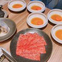 焼肉うしごろ 銀座店 - ザブトンのすき焼き 黒トリュフ