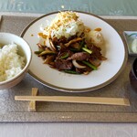 Fugakukantorikurabu - ルイビ豚の生姜焼き御膳（ご飯、味噌汁、香の物）