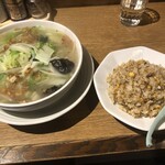 中華かたおか - 