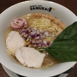 NOODLE CAFE SAMURAI - シャモロック塩そば大盛(850円)