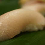 千春鮨 - ブリハラース