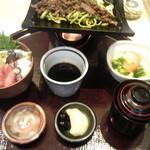 瓦そばミニ海鮮丼付きセット1500円