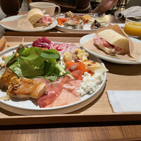 ERUTAN RESTAURANT BAR - 