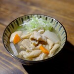 肉バルになるバル のぉてぃ - 塩もつ煮込み