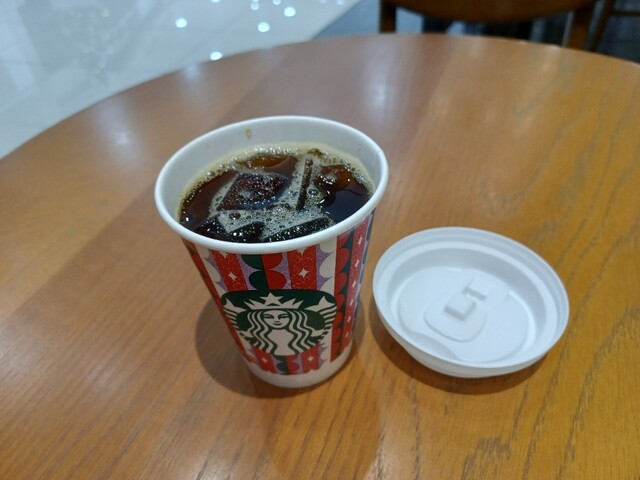 Starbucks Coffee - ★とも★ Child-friendly Starbucks store opens in Osaka offering child