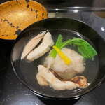 日本料理 晴山 - 松茸、蟹を少しの葛で固めた真薯
