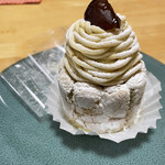 みどりや洋菓子店 - 和栗のモンブラン