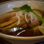 Ramen FeeL - わんたん入り醤油らぁ麺