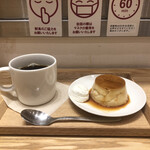 カフェ&ミール ムジ - 本和香糖の焼きプリン、セットコーヒー 200円（税込）