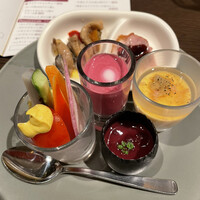 ブッフェアンドカフェ スロープサイドダイナー ザクロ - 