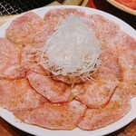 焼肉 スタミナ苑 - 薄切り上タン塩