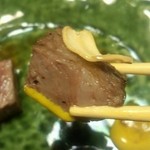 しのはら - ジューシーで甘い脂。このお値段で近江牛まで食べられるとは。