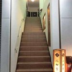 山口家 - 階段で2階へ