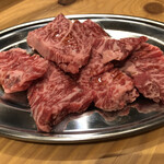 Wagyu U Yakiniku Jukusei O Otoro Gyuutan Kokusan Gyuu Horumon Date No Kura - 