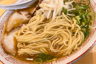Nagasakitei - スープも麺もトッピングも・・・全部好き。