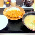 Katsuya - とん汁定食(ロースカツ1枚＆とん汁大)　￥715