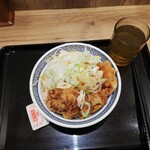 吉野家 - 油淋鶏から揚げ丼￥613