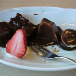 とんかつこいで - デザートはチョコレートファウンテンでフォンデュ出来ます