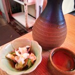 つきぢ神楽寿司 - 熱燗＋アテ