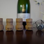 モイベーカリー - 今年はもう一本空けるかな