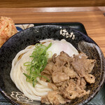 Hanamaru Udon - 牛肉温玉ぶっかけ　冷　中　¥630