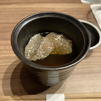 焼肉うしごろ 銀座店 - トリュフの香りを纏った温かいコンソメスープ