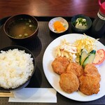 お食事処 きよ花 - 料理写真:令和3年12月 ランチタイム
日替わりランチ(豚一口カツ) 630円