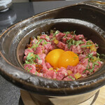 焼肉 神宮 - 新名物！！　★特選和牛イチボ土鍋ご飯