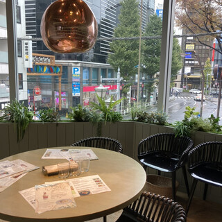 Cosme Kitchen Adaptation_2