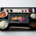 Gin cod Saikyoyaki set meal