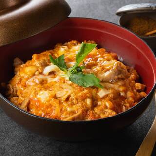 〆にはやっぱりご飯物♪龍の玉子で仕上げる絶品！炭焼き親子丼