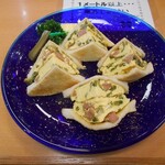 SANDWICH HOUSE Gourmet 那覇空港店 - 