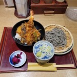 Takadaya - ごまそばと天丼のセット