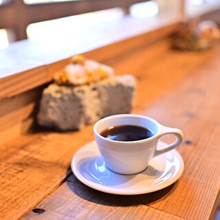 アイランド ストーン コーヒー ロースターズ_0