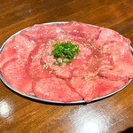 焼肉 肉萬 - 