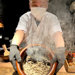 薪鳥新神戸 - 土鍋鶏そぼろご飯