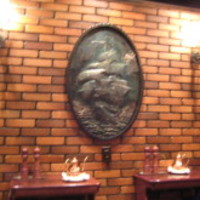 ビフテキのカワムラ 三宮本店 - 店内の壁
