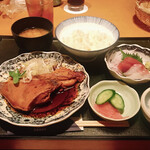日本海庄や -  カレイの煮付け定食（税込1,000円）