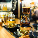 神戸食堂 はぁとす。 - 珈琲は全てサイフォンから抽出。