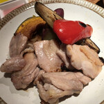 農家の台所 - 塩麹漬け鶏モモ肉と、野菜のグリル