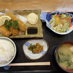 やま瀧 - カキフライ定食　750円