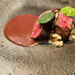 AZUR et MASA UEKI - メインは薩摩牛をチョイス。